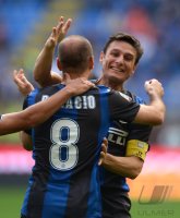 FUSSBALL SERIE A:  Rodrigo Palacio und Javier Zanetti  (v. li. Inter Mailand)