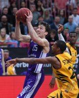 Basketball 1. Bundesliga 16/17 Hauptrunde: Walter Tigers Tuebingen - BG Goettingen
