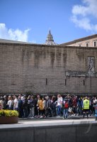 Vatikan / Rom: Trauer nach dem Tod von Papst Franziskus I.