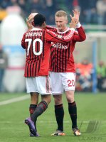 FUSSBALL SERIE A: JUBEL Robinho, Ignazio Abate (v.li., AC Mailand)