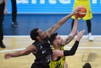 Barmer 2. Basketball Bundesliga  18/19: Tigers Tuebingen - VfL Kirchheim Knights