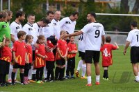 Fussball / Promi-Benefizfu&Atilde;ballspiel in Tuebingen
