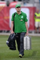 FUSSBALL 1. Bundesliga 13/14: Mannschaftsarzt Dr. Goetz Dimanski (SV Werder Bremen)