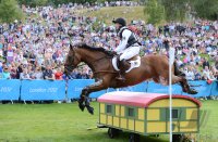 REITEN Olympia 2012: Michael Jung (Deutschland) mit Sam beim Gelaenderitt