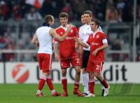 FUSSBALL  International CHL 09/10: Arjen Robben, Thomas Mueller, Philipp Lahm, Torwart Hans Joerg Butt (v. li., FCB)