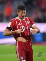 Fussball 1. Bundesliga Saison 17/18: FC Bayern Muenchen - Bayer 04 Leverkusen