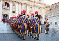 Papstwahl / Konklave: Papstwahl: Habemus Papam, weisser Rauch, Leo 14. ist der neue Papst