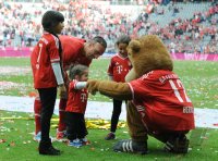 Fussball 1. Bundesliga  Saison  2012/2013:  Deutscher Meister 12/13 FC Bayern Muenchen