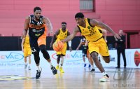 Basketball 2. Bundesliga  20/21: Tigers Tuebingen - Rostock Seawolves
