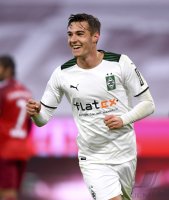 Fussball 1. Bundesliga Saison 21/22: FC Bayern Muenchen - Borussia Moenchengladbach
