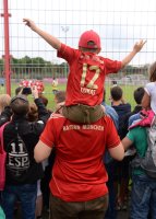 Fussball 1. Bundesliga 13/14 : Training beim FC Bayern Muenchen an der Saebener Strasse