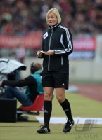 Fussball 1. Bundesliga, Saison 2012/2013: Schiedsrichter Bibi , Bibiana Steinhaus
