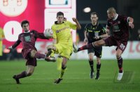 Fussball 1. Bundesliga  2010/2011:  1. FC Kaiserslautern - Borussia Dortmund