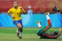 FUSSBALL  Olympia 2008   Viertelfinale  Maenner   Brasilien - Kamerun