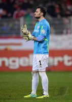 Fussball DFB Pokal Achtelfinale 13/14 : Torwart Daniel Haas (1. FC Union Berlin)