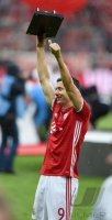Fussball 1. Bundesliga Saison 15/16: Jubel FC Bayern Muenchen