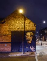 Fussball CHL 18/19 Achtelfinale: Trainer Klopp (FC Liverpool) als Wandmalerei