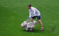 Fussball 1. Bundesliga :  Torwarttrainer Walter Junghans  (FC Bayern Muenchen)