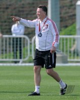 Fussball 1. Bundesliga 2010/2011 Trainingslager FC Bayern Muenchen : Trainer van Gaal