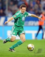 FUSSBALL, 1. BUNDESLIGA, 8. Spieltag: Wolfsburg, RIETHER Einzelaktion