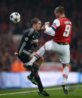 FUSSBALL INTERNATIONAL CHL ACHTELFINALE 12/13:  FC Arsenal London - FC Bayern Muenchen