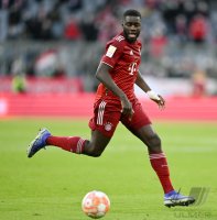Fussball 1. Bundesliga Saison 21/22: FC Bayern Muenchen - SpVgg Greuther Fuerth