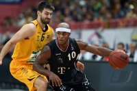Basketball 1. Bundesliga 14/15 Hauptrunde:  Walter Tigers Tuebingen - Telekom Baskets Bonn