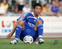 Fussball 1. Bundesliga: Schalke 04, KURANYI Einzelaktion