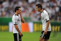 FUSSBALL INTERNATIONAL: Piotr TROCHOWSKI, Miroslav KLOSE (v. li., Deutschland)