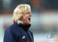 FUSSBALL Trainer Kamerun Schfer