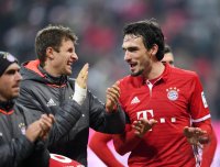 Fussball 1. Bundesliga Saison 2016/2017: FC Bayern Muenchen - Bayer 04 Leverkusen