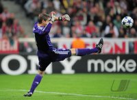 Fussball Champions League  Saison 2010/2011: Torwart Hans Joerg Butt (FC Bayern Muenchen)