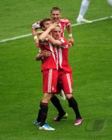 Fussball 1. Bundesliga : Bastian Schweinsteiger, Thomas Mueller, Franck Ribery (v. li., FC Bayern Muenchen)