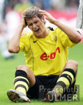 Fussball 1. Bundesliga: BVB, KEHL sitzt enttaeuscht am Boden