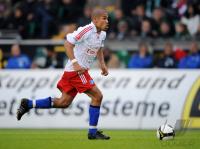 FUSSBALL 1. BUNDESLIGA: Hamburg, DE JONG Einzelaktion