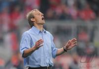 Fussball 1. BL Bayern-Hamburg; Zweikampf