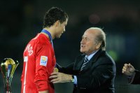 FIFA Club WM Japan 2008 Finale: FIFA Praesident Blatter  und Cristiano Ronaldo