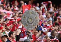 Fussball 1. Bundesliga  Saison 2015/2016: FC Bayern Muenchen - Borussia Moenchengladbach