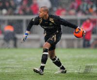 Fussball DFB Pokal :  Torwart Stephan Loboue (Spvgg  Greuther Fuerth )