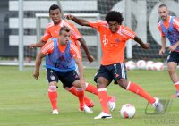 Fussball 1. Bundesliga 12/13: Training beim FC Bayern Muenchen