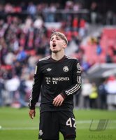 Fussball 1. Bundesliga  Saison  2025/2026  28. Spieltag SC Freiburg - FC Bayern Muenchen