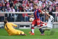 Fussball 1. Bundesliga Saison 14/15: FC Bayern Muenchen - Eintracht Frankfurt