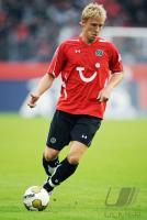 Fussball 1. Bundesliga, Hannover: HANKE am Ball