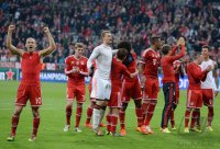 Fussball International CHL Saison 13/14: JUBEL FC Bayern Muenchen