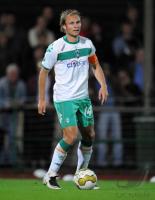 FUSSBALL 3. BUNDESLIGA: Bremen II, STAHLLBAUM