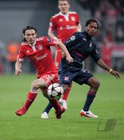 FUSSBALL  International CHL 09/10:   FC Bayern  Muenchen - Olympique Lyon