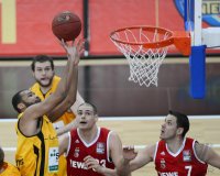 Basketball 1. Bundesliga 2012/2013:  Walter Tigers Tuebingen - Brose Baskets Bamberg
