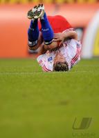 FUSSBALL 1. BUNDESLIGA: Hamburg, NEVES