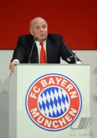 Fussball 1. Bundesliga : Jahreshauptversammlung FC Bayern Muenchen