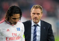 FUSSBALL  DFB Pokal 11/12  Achtelfinale: EnttaeuschungHamburger SV